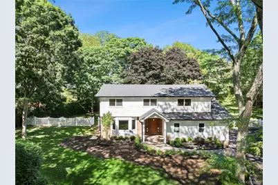 6 Washington Avenue, Dix Hills, NY 11746 - Photo 1