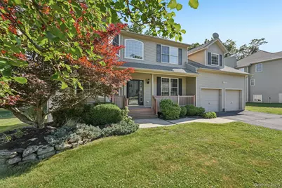 110 Winding Brook Court, New Windsor, NY 12553 - Photo 2