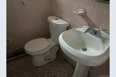 157 Hendrickson Avenue, Elmont, NY 11003 - Photo 12