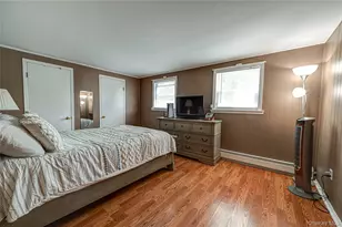 25 W Shore Dr, Patchogue, NY 11772 - Photo 36