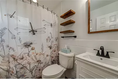25 W Shore Drive, Patchogue, NY 11772 - Photo 28