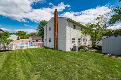 25 W Shore Drive, Patchogue, NY 11772 - Photo 40