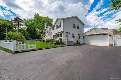 25 W Shore Drive, Patchogue, NY 11772 - Photo 2