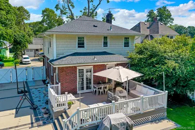 147 Locust Avenue, Babylon, NY 11702 - Photo 26