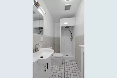 31 Walters Avenue, Syosset, NY 11791 - Photo 18