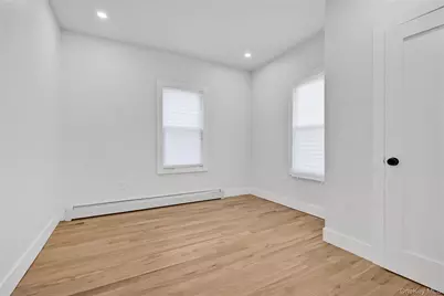 85-43 150th Street, Briarwood, NY 11435 - Photo 8