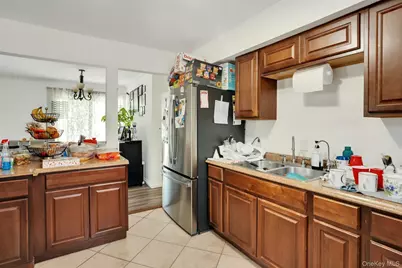 96 Huron Drive, Bay Shore, NY 11706 - Photo 12