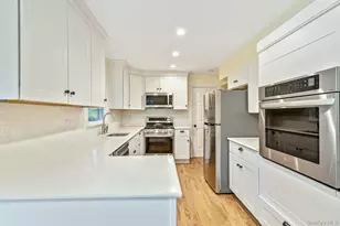 451 River Rd, Nissequogue, NY 11780 - Photo 10