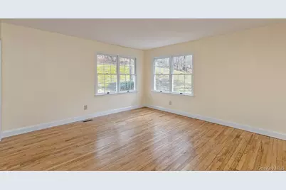 451 River Road, Nissequogue, NY 11780 - Photo 14