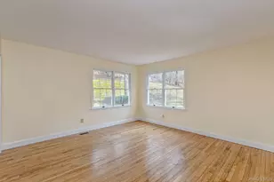 451 River Rd, Nissequogue, NY 11780 - Photo 14