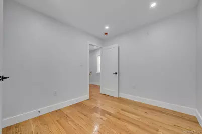 1014 Quincy Avenue, Bronx, NY 10465 - Photo 22