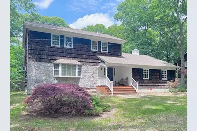 37 Sunset Drive, Shirley, NY 11967 - Photo 2