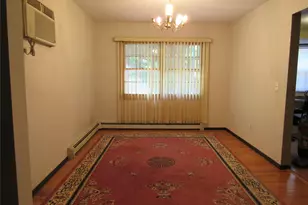 37 Sunset Dr, Shirley, NY 11967 - Photo 12