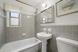 682 Tuckahoe Rd, Yonkers, NY 10710 - Photo 16