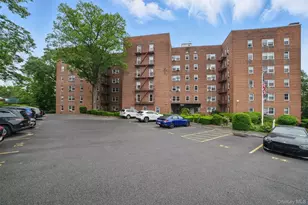 682 Tuckahoe Rd, Yonkers, NY 10710 - Photo 20