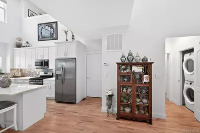 129 Halley Drive, Center Moriches, NY 11934 - Photo 4