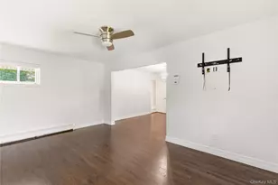 103 Wright Ave, Deer Park, NY 11729 - Photo 18
