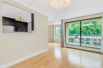 1155 Warburton Avenue #11F, Yonkers, NY 10701 - Photo 4