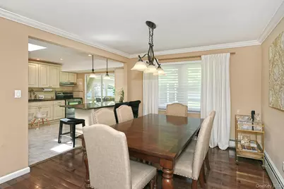 38 Maridon Lane, Commack, NY 11725 - Photo 12