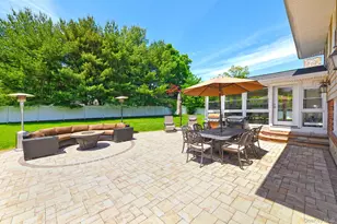 38 Maridon Ln, Commack, NY 11725 - Photo 34