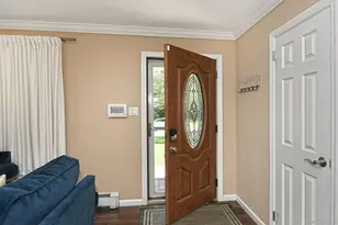 38 Maridon Ln, Commack, NY 11725 - Photo 6