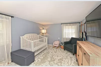 38 Maridon Lane, Commack, NY 11725 - Photo 24