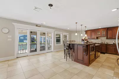 14 Jackson Place, Massapequa, NY 11758 - Photo 12