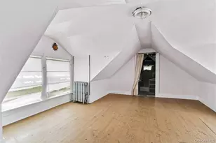 88-49 185th St, Hollis, NY 11423 - Photo 28