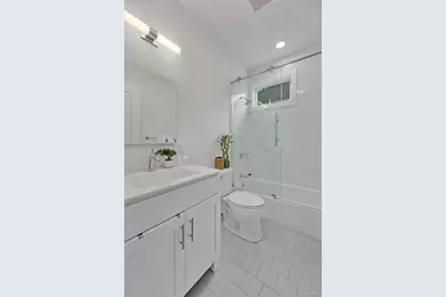 51 Island Point #51, Bronx, NY 10464 - Photo 12