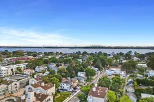 51 Island Pt, Bronx, NY 10464 - Photo 20