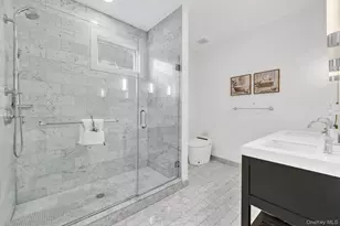 51 Island Pt, Bronx, NY 10464 - Photo 10
