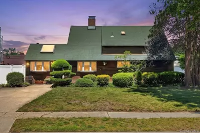 61 Elbow Lane, Levittown, NY 11756 - Photo 2