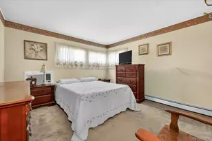 61 Elbow Ln, Levittown, NY 11756 - Photo 10