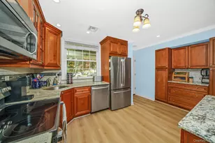 87 Tardy Ln N, Wantagh, NY 11793 - Photo 4