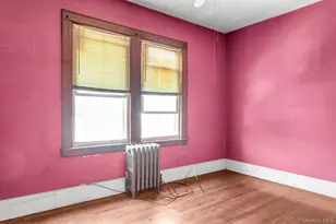 69-28 66th Pl, Glendale, NY 11385 - Photo 10