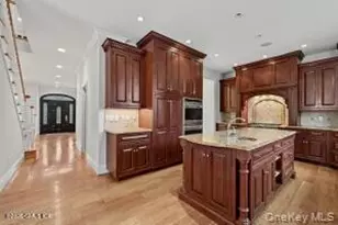 52 Francis Ln, Greenwich, CT 06831 - Photo 10