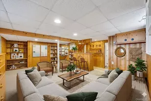 122 Lambert Ave, Farmingdale, NY 11735 - Photo 24
