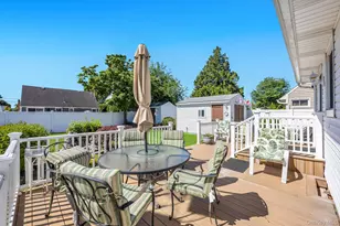 122 Lambert Ave, Farmingdale, NY 11735 - Photo 30