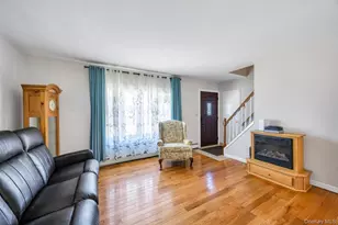 122 Lambert Ave, Farmingdale, NY 11735 - Photo 6