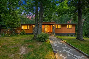 11 Cliff Ct, Monroe, NY 10950 - Photo 34