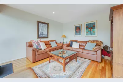 5 Kew Court, Northport, NY 11768 - Photo 16