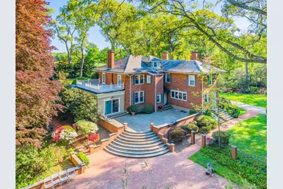 23 Townsend Road, Glen Cove, NY 11542 - Photo 6