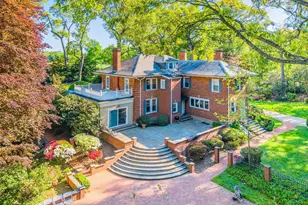 23 Townsend Rd, Glen Cove, NY 11542 - Photo 6