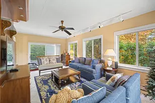 23 Townsend Rd, Glen Cove, NY 11542 - Photo 10