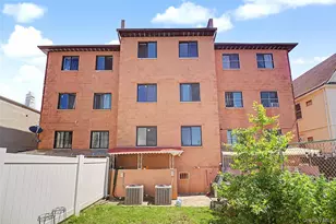 52-08 103rd St, Corona, NY 11368 - Photo 26