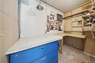 139 Sycamore Cir, Stony Brook, NY 11790 - Photo 16