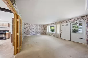 139 Sycamore Cir, Stony Brook, NY 11790 - Photo 18