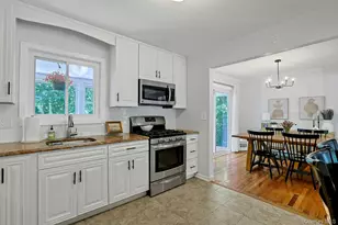 28 Summit Pl, Pleasantville, NY 10570 - Photo 14