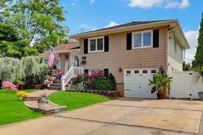 121 W 15th Street, Deer Park, NY 11729 - Photo 1