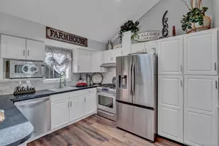 121 W 15th St, Deer Park, NY 11729 - Photo 4